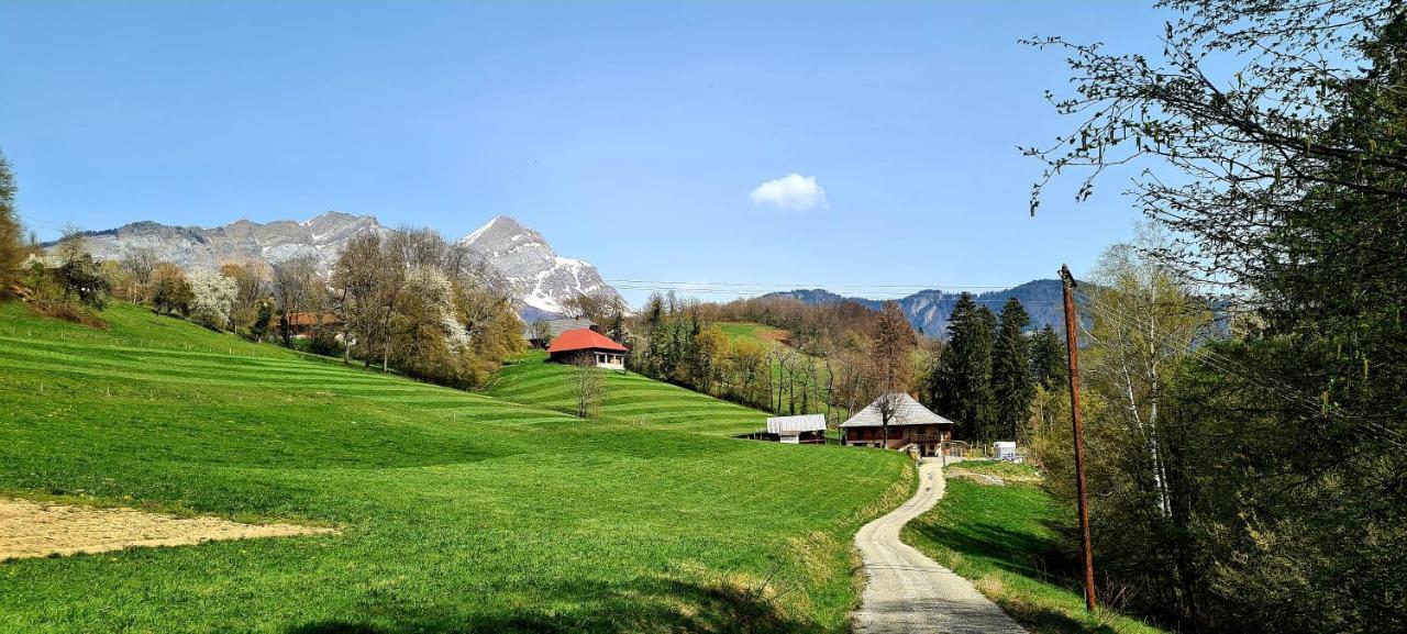 Le Refuge Du Montagnard Panzió Marthod Kültér fotó