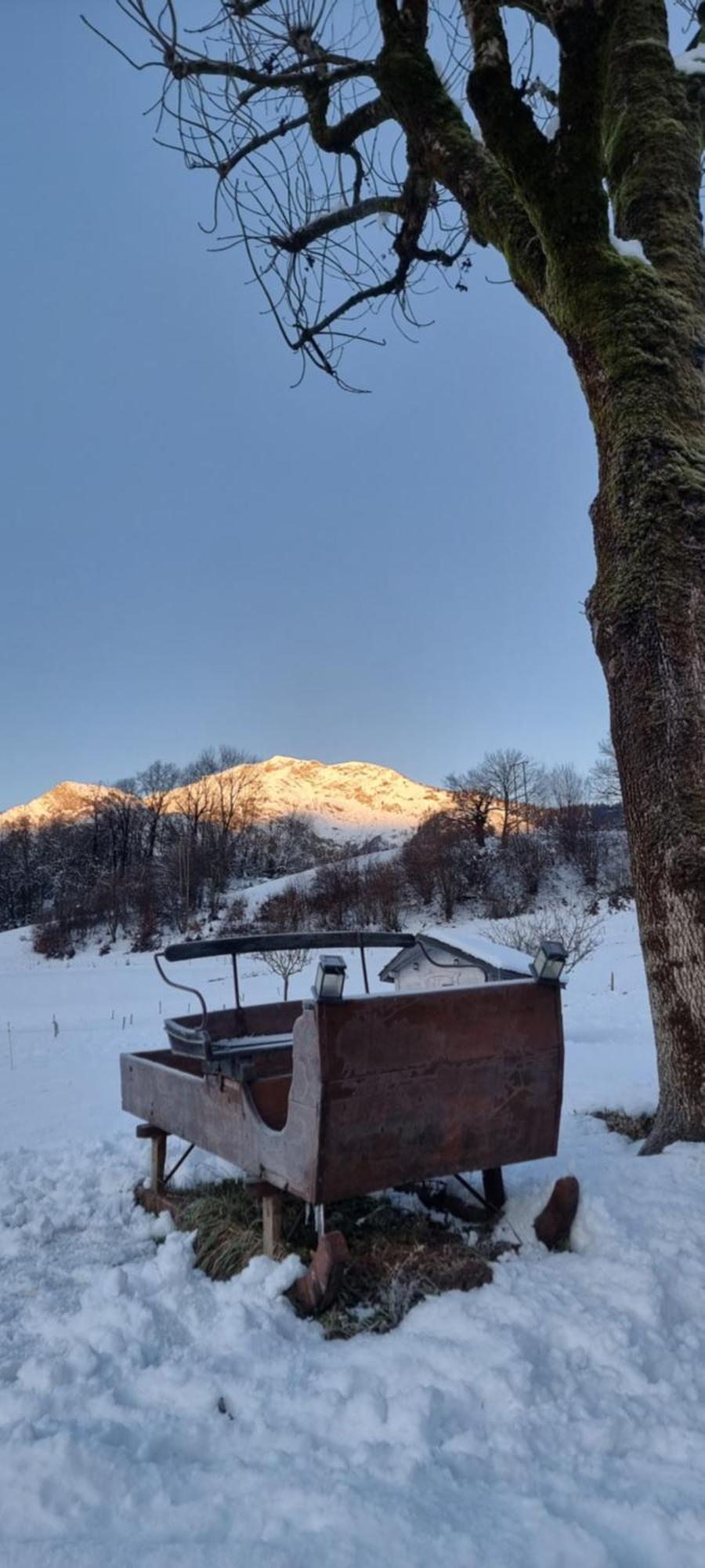 Le Refuge Du Montagnard Panzió Marthod Kültér fotó